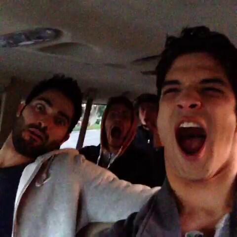 LeTylerHoechlin's tweet photo. Candid http://t.co/zRTcvgAN5w