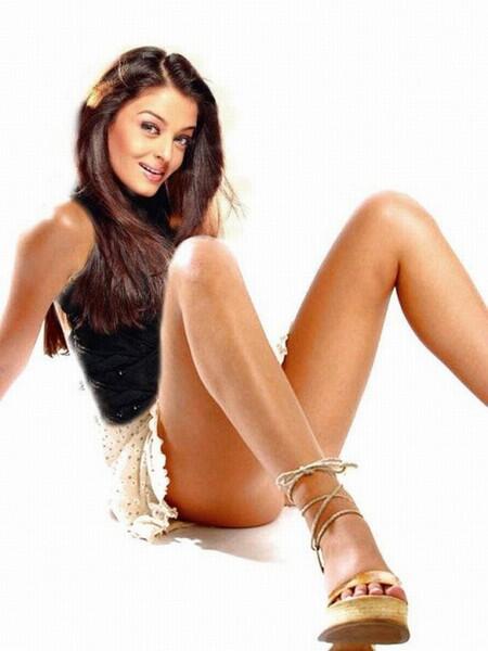 Hot Sexy Snap of Aishwarya Rai http://rdd.me/dpdyxzne.