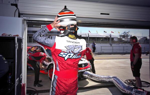 WalkinshawTWG's tweet image. Race 14. 42 laps. 100km's. Let's do this #V8SC #Perth400