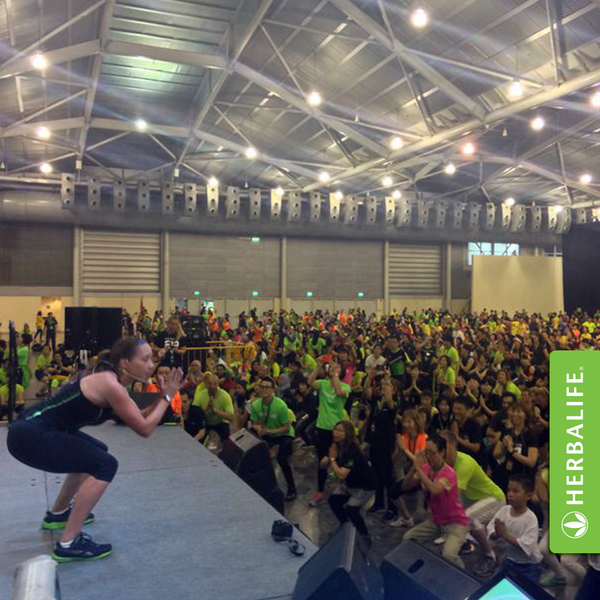 HerbalifeEVENT's tweet image. Exclusive #FitHour with Samantha Clayton photo at #Herbalife Extravaganza Singapore. RT if you wish you were here!