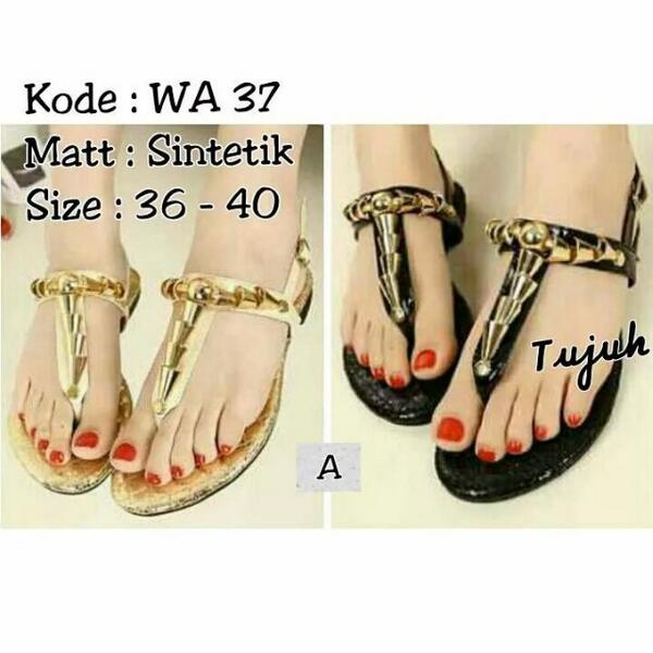 echafebrieni's tweet photo. Hahaha tararengkyu  RT @e_nget: hayuu di order di order, sodara gw jualan nii :D RT @echafebrieni: WA 37 80rb http://t.co/MWF7aorjZB"