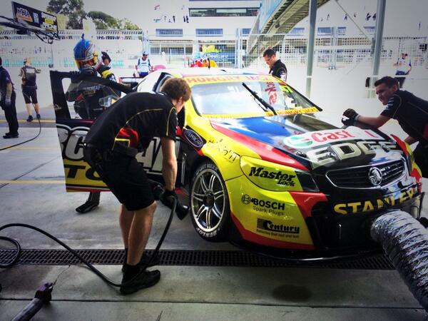 SCARacing's tweet image. Slade qualifies 11th for Race 15. Stay tuned for Race 14 at 12.25pm WST. #V8SC #Perth400
