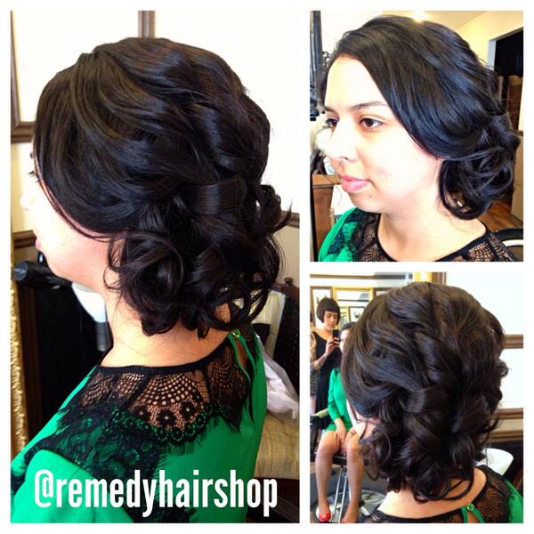RemedyHairShop's tweet photo. Messy side bun action by Liz, for a trial #bridal updo! Call us to book your session!! http://t.co/Icakr3jA1f