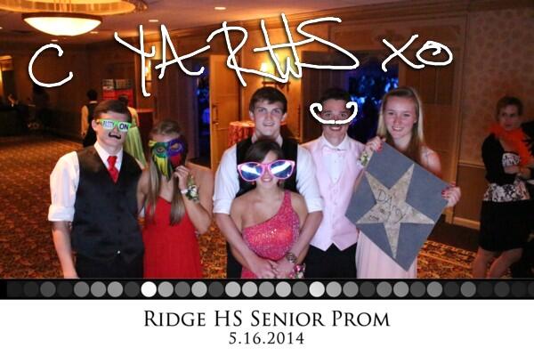 ridgeprom14's tweet photo. #RidgeSeniorProm http://t.co/AMC3sUjKbC