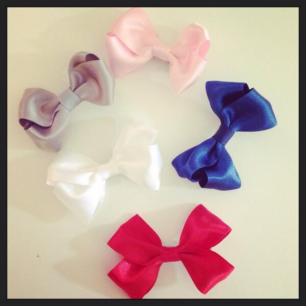 bowtiful_bow's tweet image. Mini Satin Bows