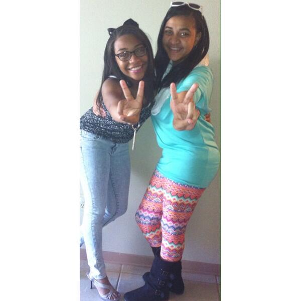 KelMizz's tweet photo. I Lovee my #1 cousin to death!!! 😍💋 http://t.co/K42ARe0uEg