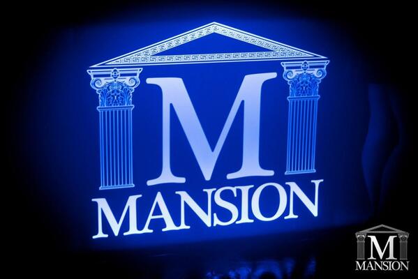 MansionLiv's tweet image. DJs Tonight: 
@ianlongo @Dave_Whelan @MIKEDISCALA @djgregburnett @lee__bullock 

#2Rooms #SexTunes 🎶