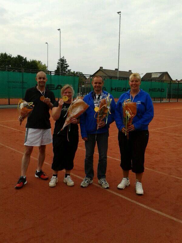 tvdestap's tweet photo. En weer een kampioen erbij! http://t.co/sODz4gWeod
