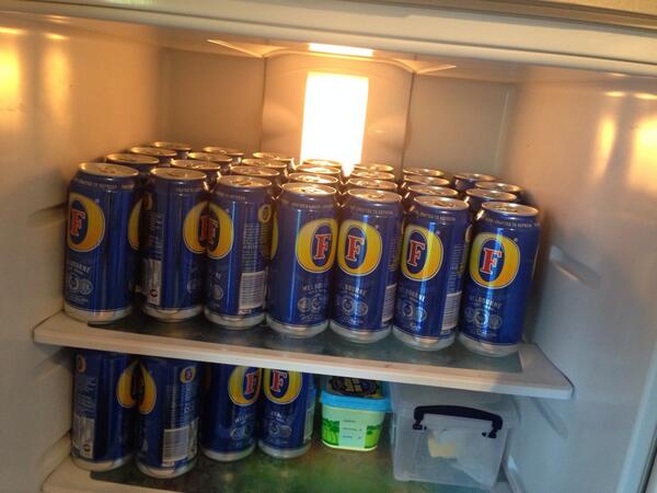 Razorbob's tweet image. ready to watch Groves take out Froch ;-)