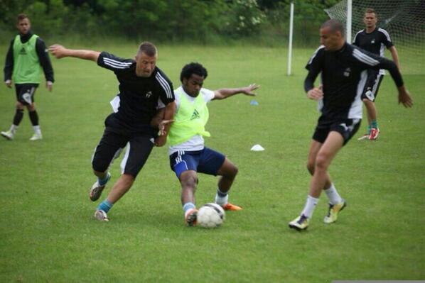 Sn4Adel's tweet photo. http://t.co/Xtg1XB973X

 حساب #الملكي #ماجد_عسيري
بالانستقرام
ضيفوه
يا ملوك
majid_as12
#الاهلي http://t.co/8dYbPSXljM