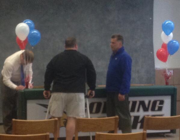TheLeaderVargo's tweet photo. Prepping for Connor LeBarron's signing. http://t.co/ZTpjNpFtLh