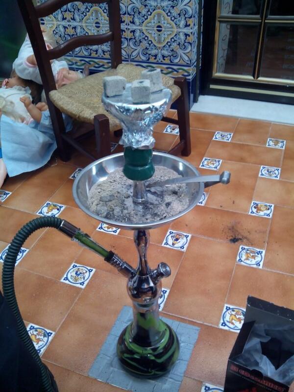 FranSanxe's tweet photo. cachimbon pa mi solito xD @aLe_poLLito_  @fernandops87 @Alecalnun @DonVaroz @carlitrosdb http://t.co/1q9yXKo3Qc