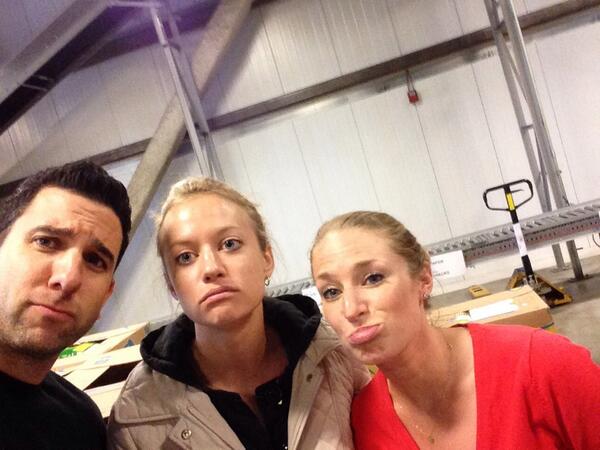 mererice77's tweet photo. Almost done! But I don't want it to be over!! #ONHwithIN http://t.co/FjuFVoRt8v