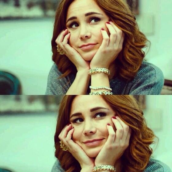 burcinfan__'s tweet photo. Güzel gözlüm, güzel gülüşlüm. 😍💕 @terziogluburcin http://t.co/1DdVAzsJQ2