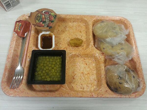 Tommyspall's tweet image. Mrs. Obama would be so proud with my lunch choice.  #3cookies @PrincipalOgg .... yum, now #5cookies thanks kids.