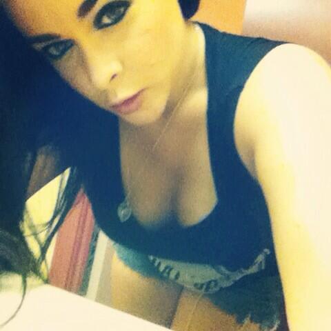 #selfie #boobs http://t.co/WKc1MMXsnN<a href="/tag/selfie"class="tags">#selfie</a><a href="/tag/boobs"class="tags">#boobs</a>