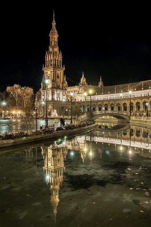 QueDiseMiarma's tweet photo. Esto si que es una maravilla de plaza España! http://t.co/TLAf5c7n1R