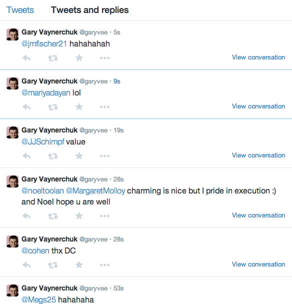 CarloRitschl's tweet image. Here is what most people don't see that @GaryVee does after each keynote #CreatingContext #People2People #BMA14