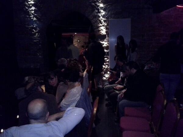 LaClefdeVoute's tweet photo. Au théâtre chez nos voisins et copains le théâtre @lenombrildumonde, #lyon. http://t.co/3TpQVYEFmA