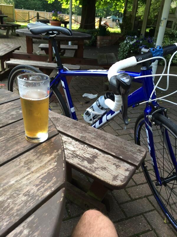 James_Polston's tweet photo. Pit stop on my 30mile cycle #northhill #cycling http://t.co/FSw5hBic5d