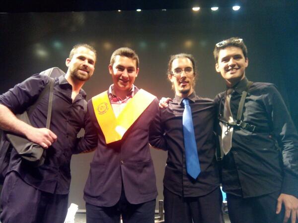 SensaxtionQuart's tweet photo. Final de las graduaciones del IES Picasso con nuestro compañero @DavidOjeda101 .Enhorabuena por tu graduacion!!!! http://t.co/5Tydr7hXLA