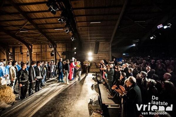 Daverend applaus voor spelers, orkest en iedereen achter de schermen! #DLVVN2014