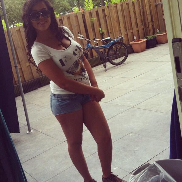maroccainse_'s tweet photo. ☀️😍💦💯 http://t.co/nHU7xHMCWn