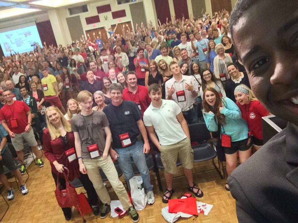 DanielMcFarlan6's tweet image. Enjoyed speaking to the class of #uark2018 at the new student orientation today! #UARKLife @razorbacks_2018