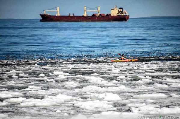 StribMultimedia's tweet photo. It topped 80 in the Twin Cities today. Meanwhile, in Duluth this week. Photo by @gspphoto: http://t.co/HQVRRhmpo1