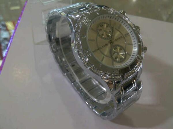 FastStore99's tweet image. Michael Kors Ladies 2651 | 225.000,-