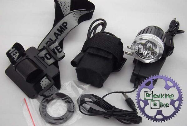 xipisimo's tweet photo. Linterna Bicicleta T-6 3800 lumens, 3 LED CREE, batería 8800 mA. $35mil RT @DonDatos http://t.co/wtcCfSzSeU