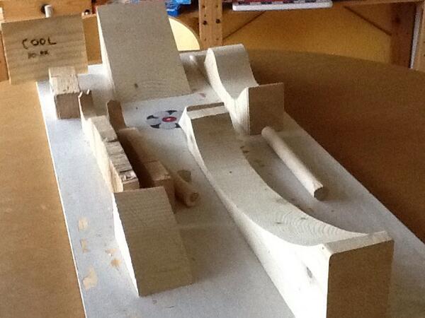 hogomsfritids's tweet photo. #kreativa barn #högomskola #slöjdarbete http://t.co/IT98Xilohf