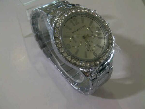 FastStore99's tweet image. Michael Kors Ladies 2652 | 225.000,-