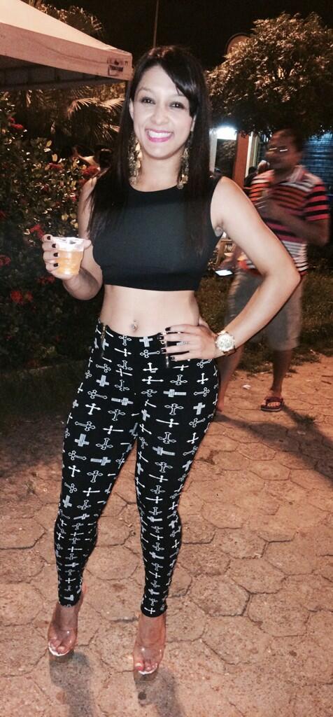 LainyBrenda's tweet photo. 🍸 http://t.co/6PG4WoTfaD