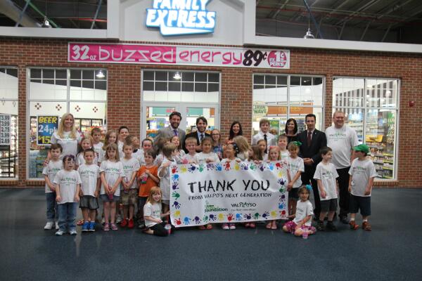 ValpoLife's tweet photo. .@FamilyExpress got a special "Thank You" today after donating $250,000 to the #Valplayso project #nwindiana http://t.co/97Pz8HijhT