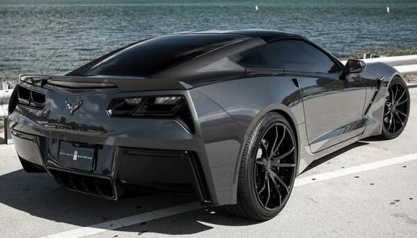 I doh really rate Corvettes but this bad RT <a href="/DiggleMassyca/">🚶🏽‍♂️</a>: Just sumn abt this corvette