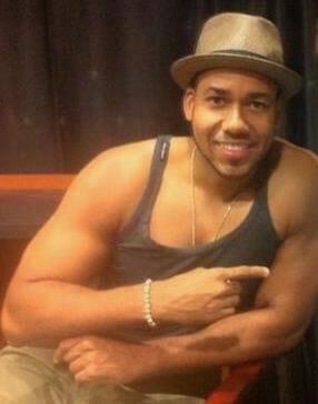 romeoSoficial's tweet photo. http://t.co/SCWizPMx4X