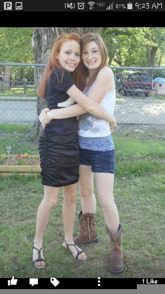 SCatclit12's tweet photo. #tbt w/ the bff @courtkittyy to 8th grade promotion WE ARE SO FUCKING CUTE IN THIS http://t.co/XO7FfSD4NN