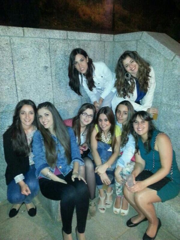 laralaralarita_'s tweet photo. Se acabó segundo y que mejor forma de terminar que irse de fiesta http://t.co/TL3THXIgDQ