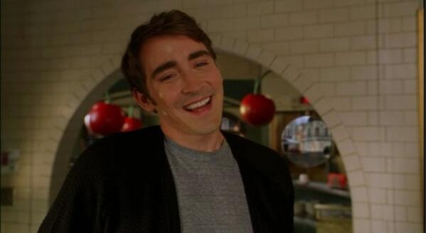 RulerOfContour's tweet photo. #FacesToMakeDuringFondue http://t.co/Yx0I7YlM7L