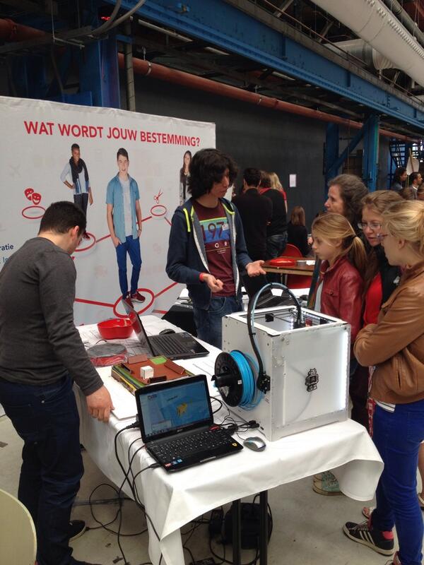 Bouwlab (@bouwlab) on Twitter photo Studenten bouwkunde <a href="/tedschulten/">Ted Schulten</a> <a href="/MBOCollegeNoord/">MBO College Noord</a> <a href="/Bouwlab/">Bouwlab</a> in actie bij @stadsdeelNoord tijdens het Makersfestival Studenten bouwkunde <a href="/tedschulten/">Ted Schulten</a> <a href="/MBOCollegeNoord/">MBO College Noord</a> <a href="/Bouwlab/">Bouwlab</a> in actie bij @stadsdeelNoord tijdens het Makersfestival