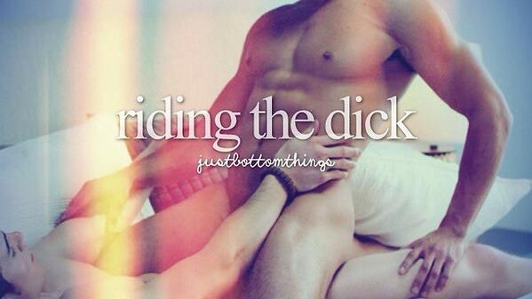 BottomThings's tweet photo. 😜😏 #JustBottomThings http://t.co/OR7fkaMcLJ