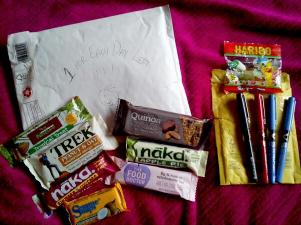 stephdriver22's tweet photo. #happysteph #examcarepackages #bestparents #thanks http://t.co/6cAlPEVSoZ