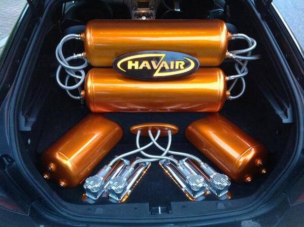 viaircorp's tweet photo. Crazy Install Repost from Havair. http://t.co/q0zDOb30jA
#mercedes #benz #viair #airsuspension #aircompressors http://t.co/dxyP58OQTQ