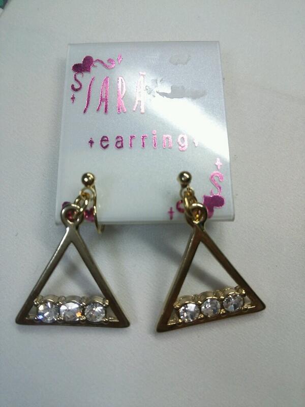non_aaa_'s tweet photo. ライブにして行くように
ちょっとAっぽいの買ってきた！！ http://t.co/0XVwcZfMOZ