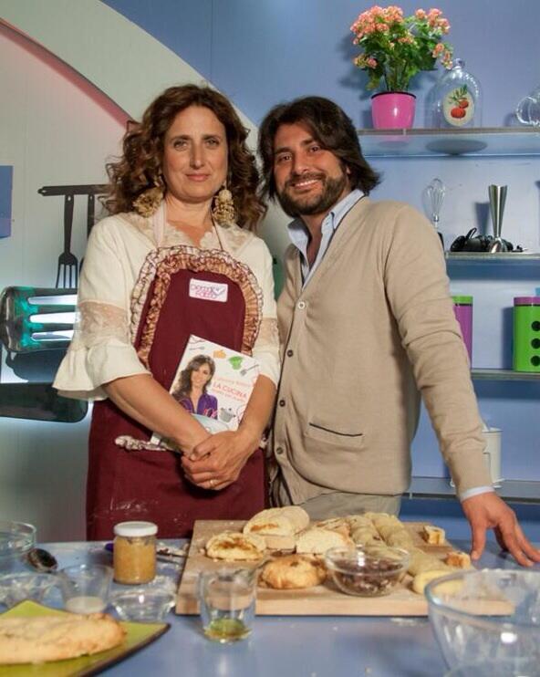 ada_cavaliere's tweet photo. I biscotti antichi di #dettofattorai  Maria Grazia Dilauro #Manduria @MasseriaPotenti http://t.co/q0FaNamIqy