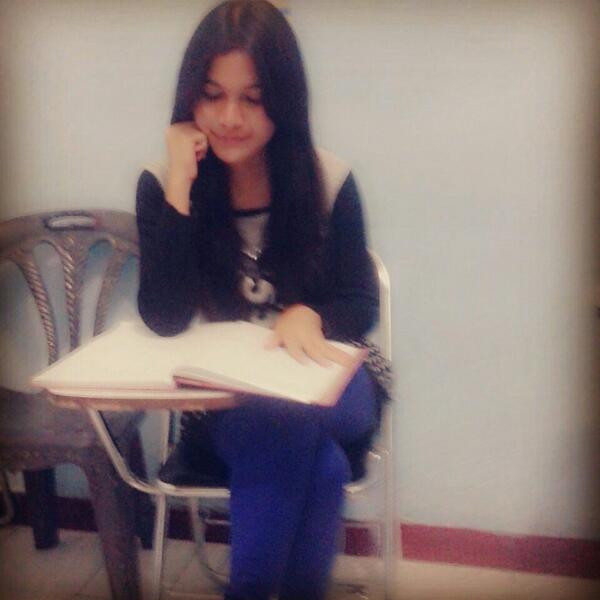 rita_vanya's tweet photo. Let's study:) http://t.co/gvgrySdYcH