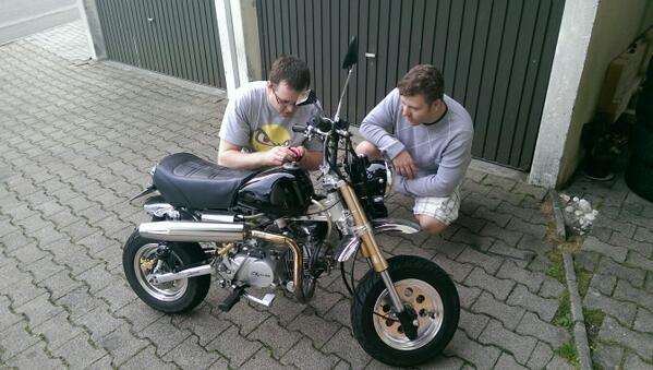 Meine Boxencrew <a href="/skyteam/">SkyTeam</a> @Monkey <a href="/LaserExhausts/">Laser Exhausts</a>