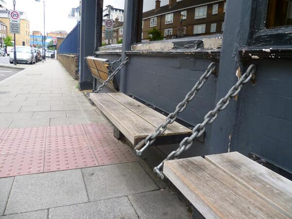 Love these folding #benches spotted in #London! Great #spacesaver for #streets #pocketplaces #streetdesign @sustrans