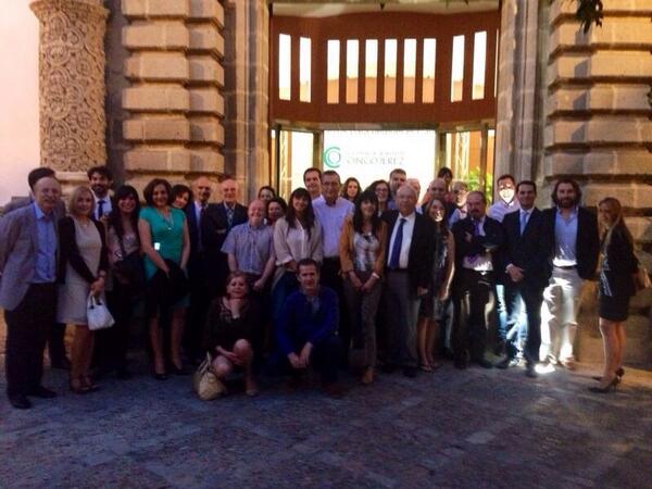 Oncobel's tweet photo. Gracias Clínica Radon ONCOJEREZ por invitarnos a vuestras jornadas sobre las nuevas técnicas de Radioterapia en Jerez http://t.co/ElKW7lunDy